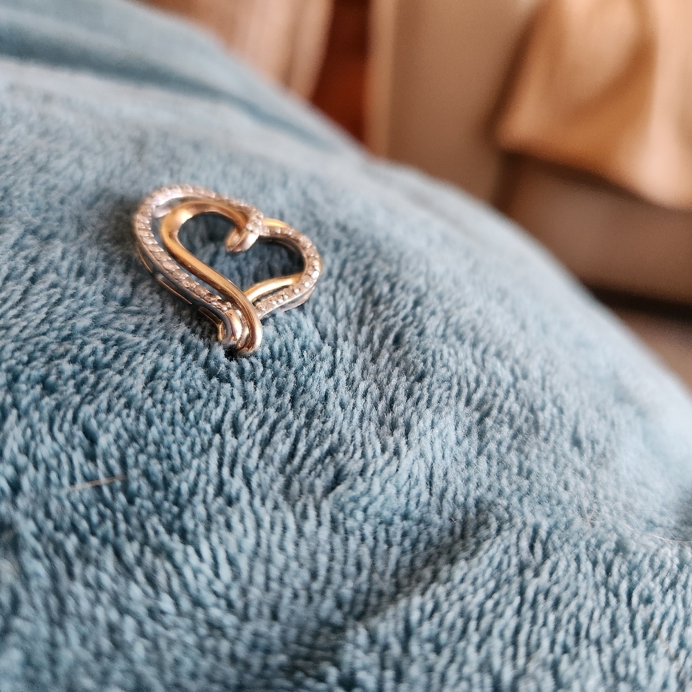Diamond Heart Pendant - Picture 4 of 7